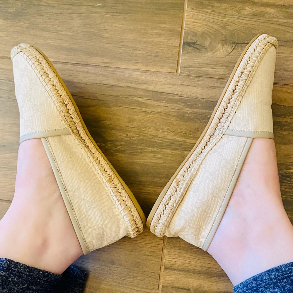 EUC Gucci Cream GG Canvas & Leather Trim Espadrilles - Picture 11 of 16